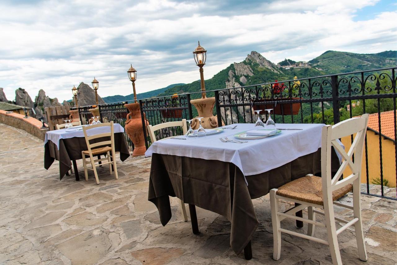 Bed and Breakfast Monserrat à Castelmezzano Extérieur photo