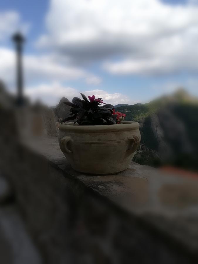 Bed and Breakfast Monserrat à Castelmezzano Extérieur photo