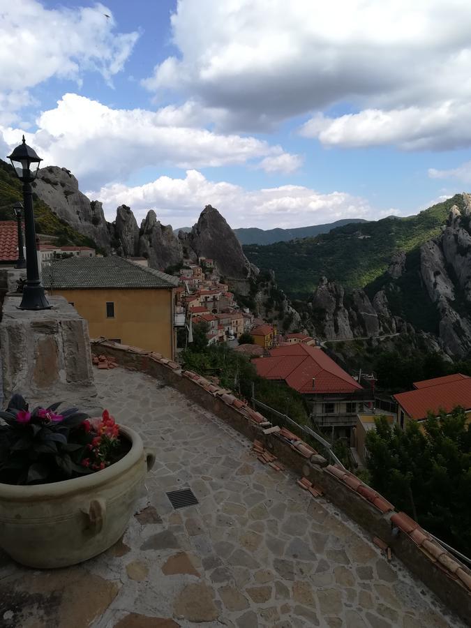 Bed and Breakfast Monserrat à Castelmezzano Extérieur photo